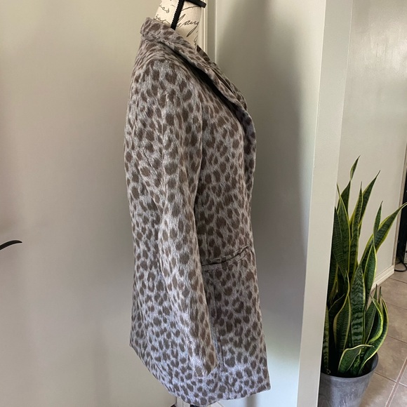 NEW Old Navy Cheetah Print Funnel Neck Coat - Picture 6 of 9